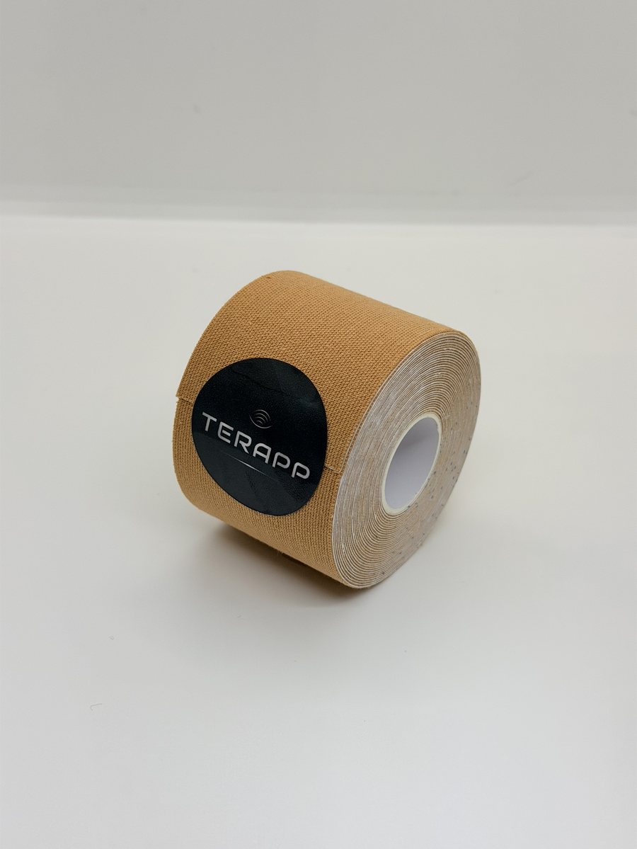 TERAPP Conditioning Tape のロール。ベージュの布地テープにTERAPPロゴのラベル。
